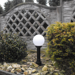 Lampa  ogrodowa Mleczna Kula wysokość 57cm